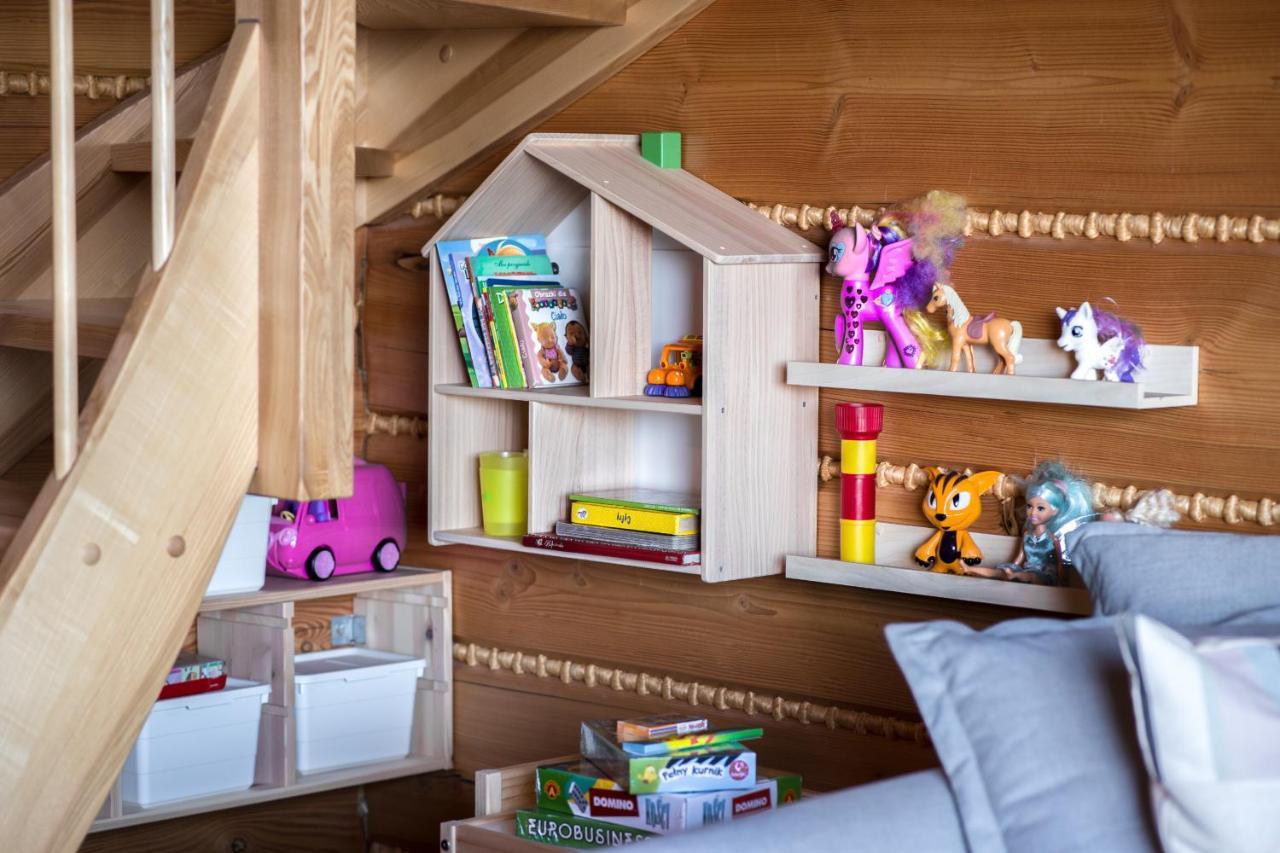 Domek Drewniany W Gorach Jacuzzi & Balia - Osada Chelm Stroza エクステリア 写真