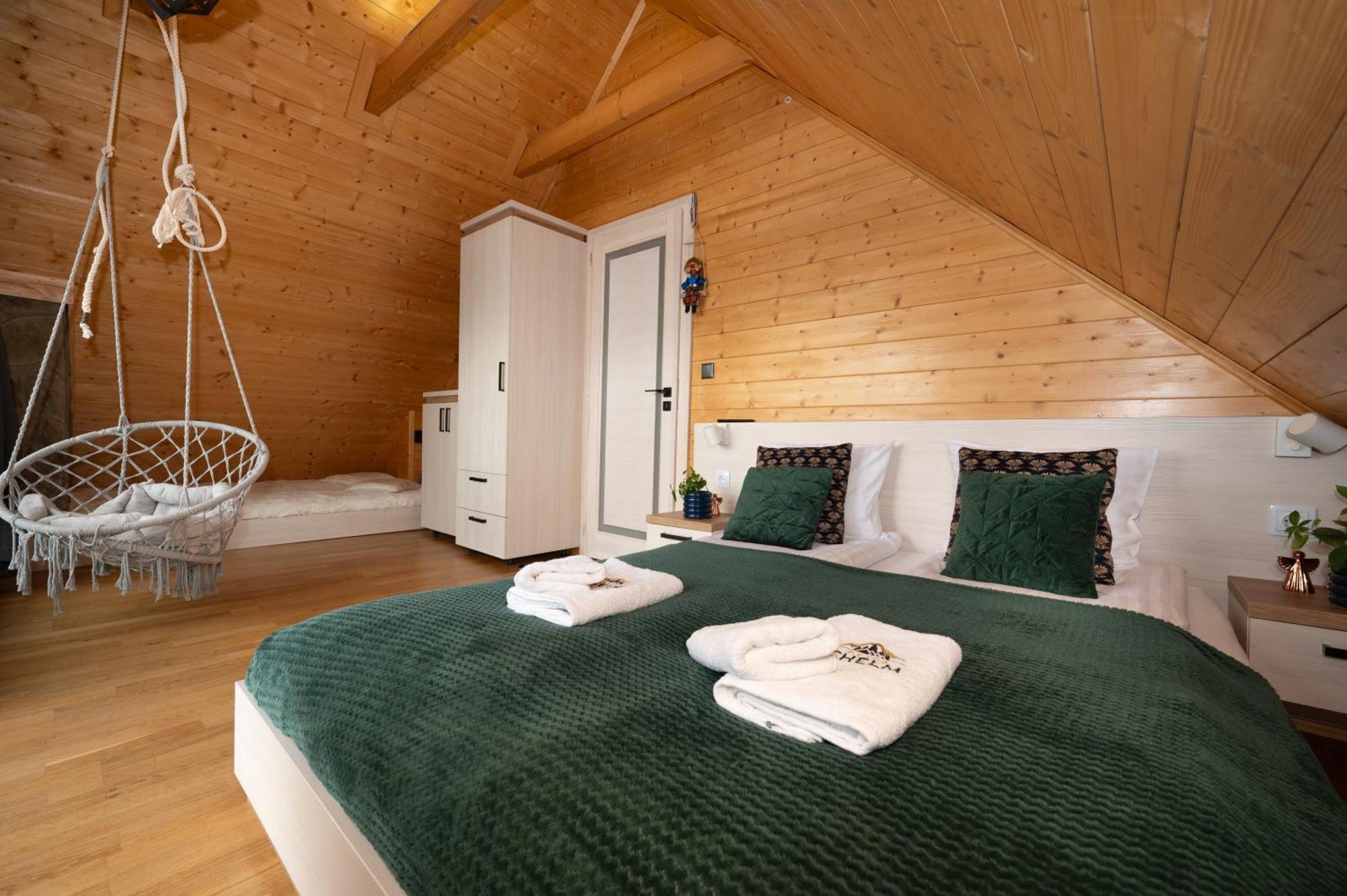 Domek Drewniany W Gorach Jacuzzi & Balia - Osada Chelm Stroza エクステリア 写真